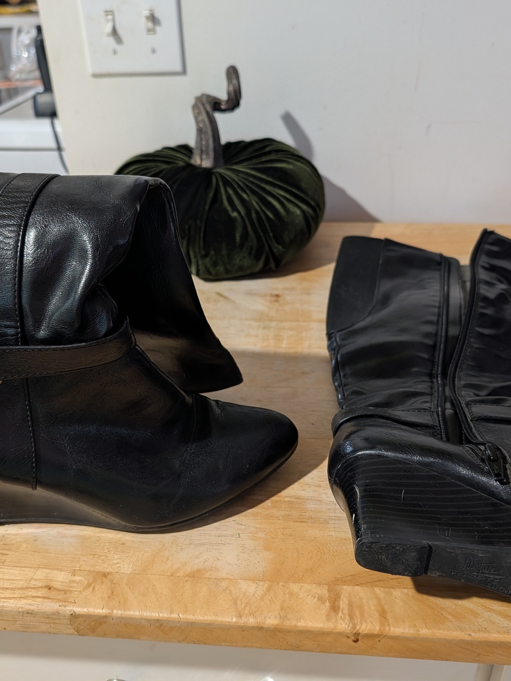 Vintage Life Stride Black Mid-Calf  Leather Heeled Boots